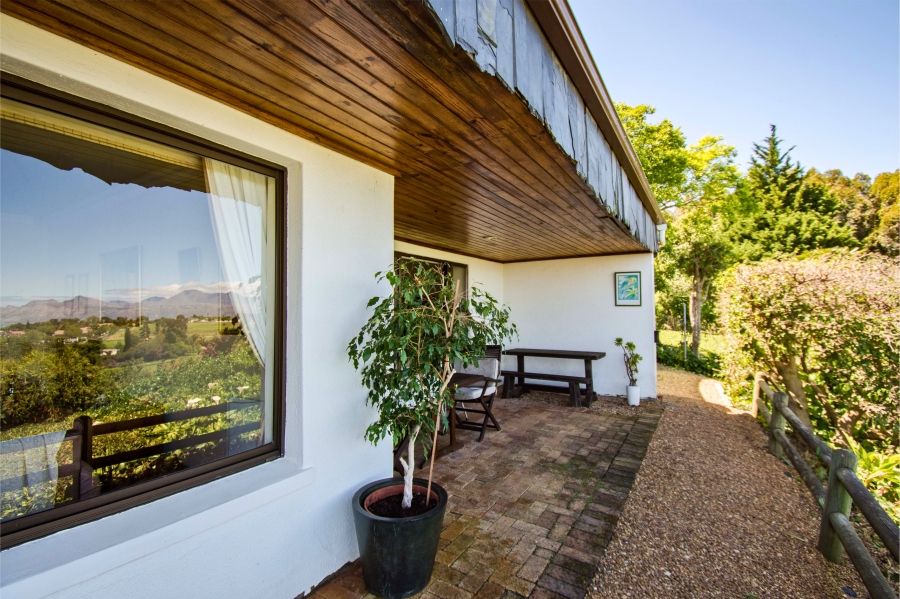 3 Bedroom Property for Sale in Helderberg Estate Western Cape
